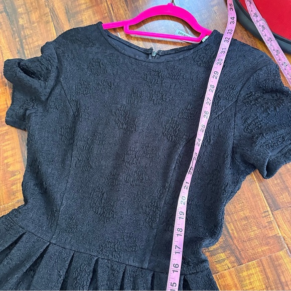 Opening ceremony textured knit dress - Picture 7 of 9